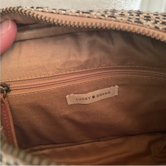 Cross body Bo Ho  purse - Picture 3 of 5